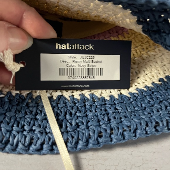 NWT HAT ATTACK Remy Multi Bucket Hat in Navy Stripe, Revolve, One Size, Ladies - Picture 4 of 4